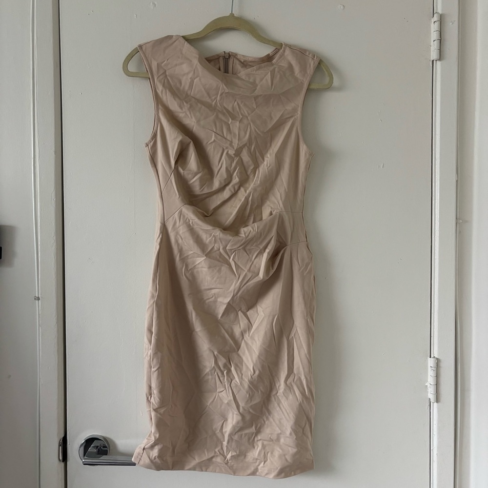 Elegant Beige Sleeveless Dress